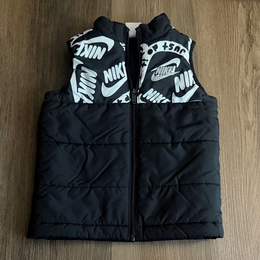 Nike Kids Black and White Graphic Vest